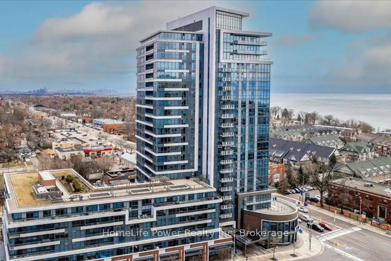 1 Hurontario Street 2102