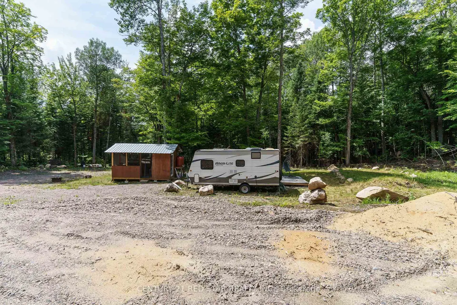 Additional image 7 of 2978 Glamorgan Road