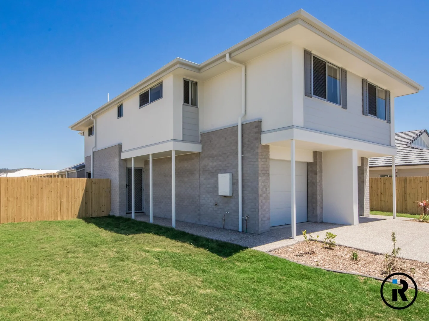 1/2 Seaford Street, Pimpama QLD 4209