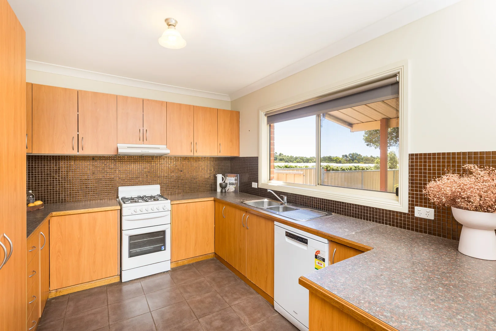 72 Ginquam Avenue, Nichols Point VIC 3501 photo 4