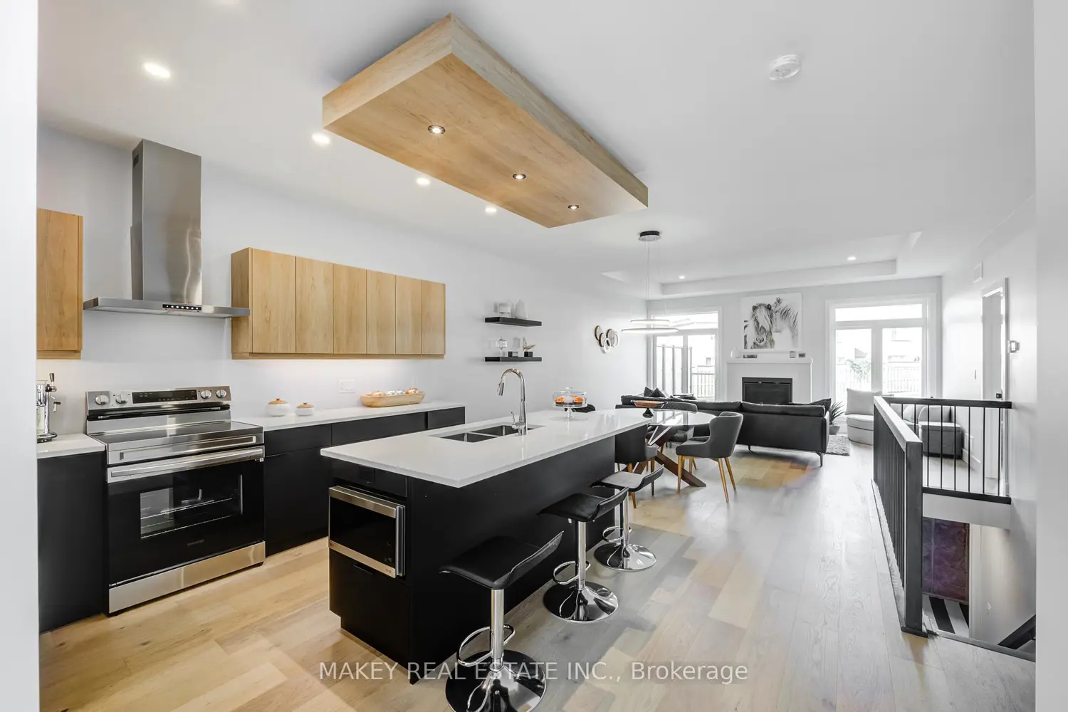 269 Pittock Park Road 19 photo 4