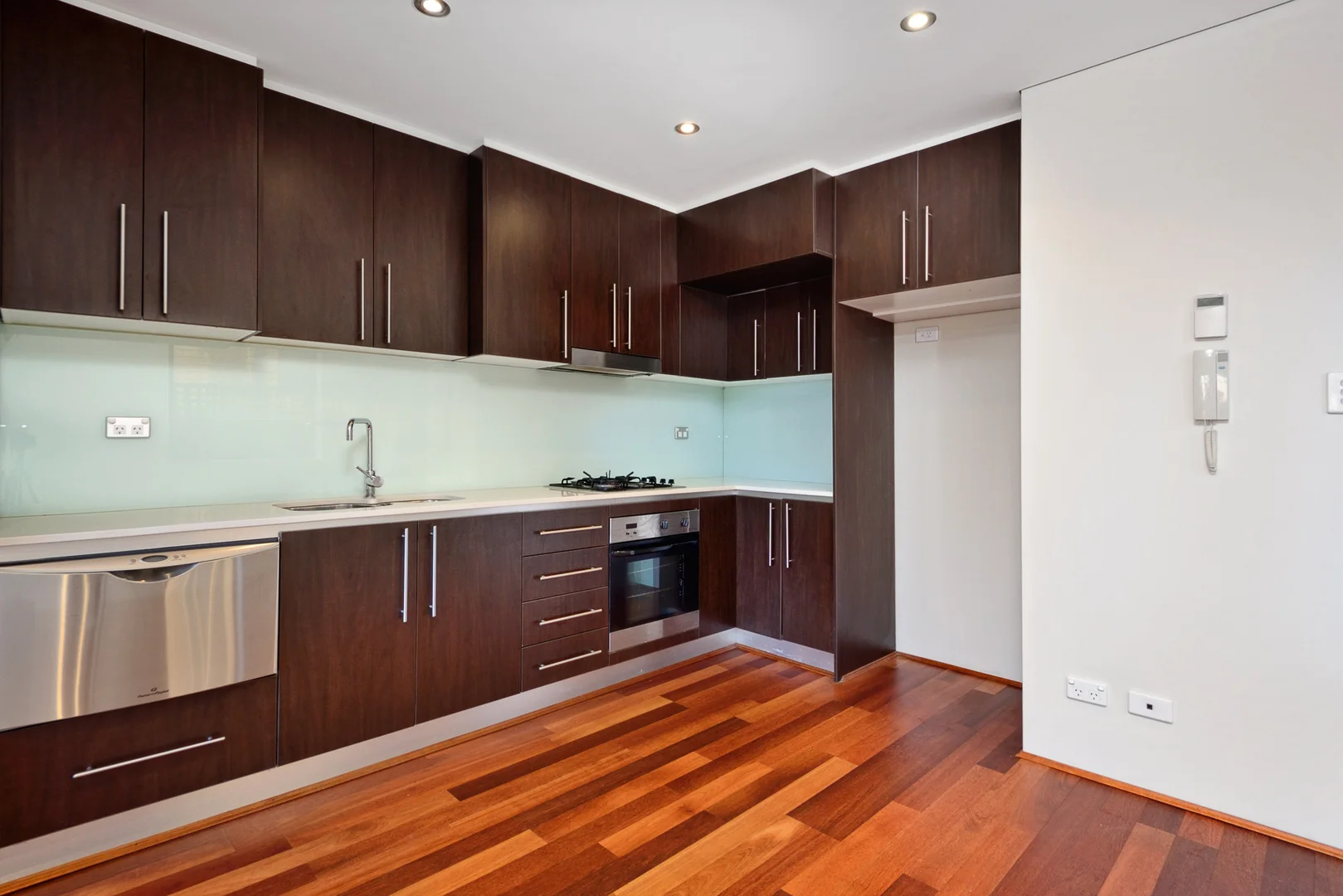 Additional image 2 of 1/52 Manchester Road, Gymea NSW 2227