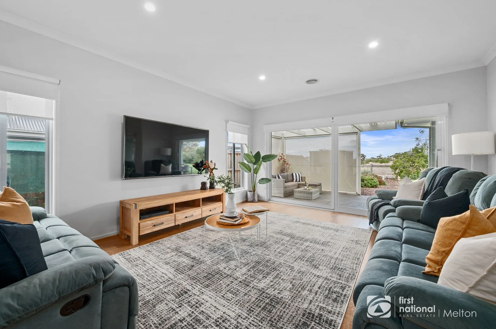 23 MARONG AVENUE, Eynesbury VIC 3338 photo 5