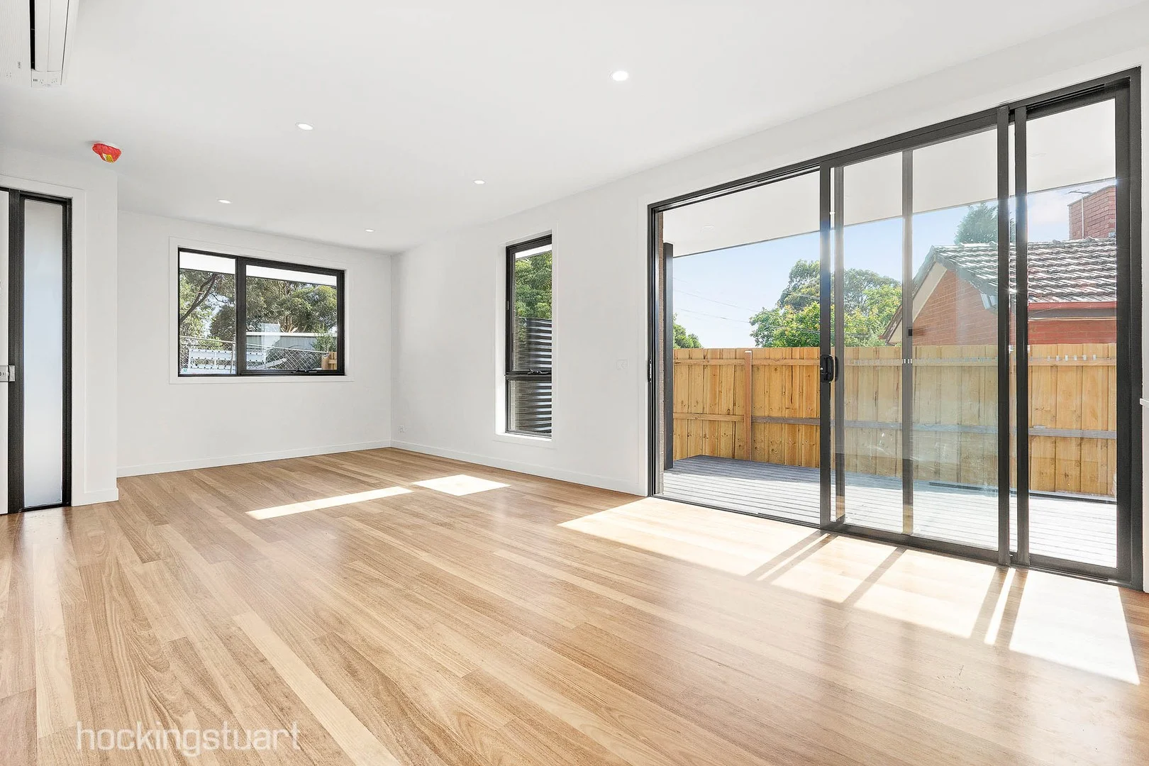 23 Genoa Avenue, Reservoir VIC 3073
