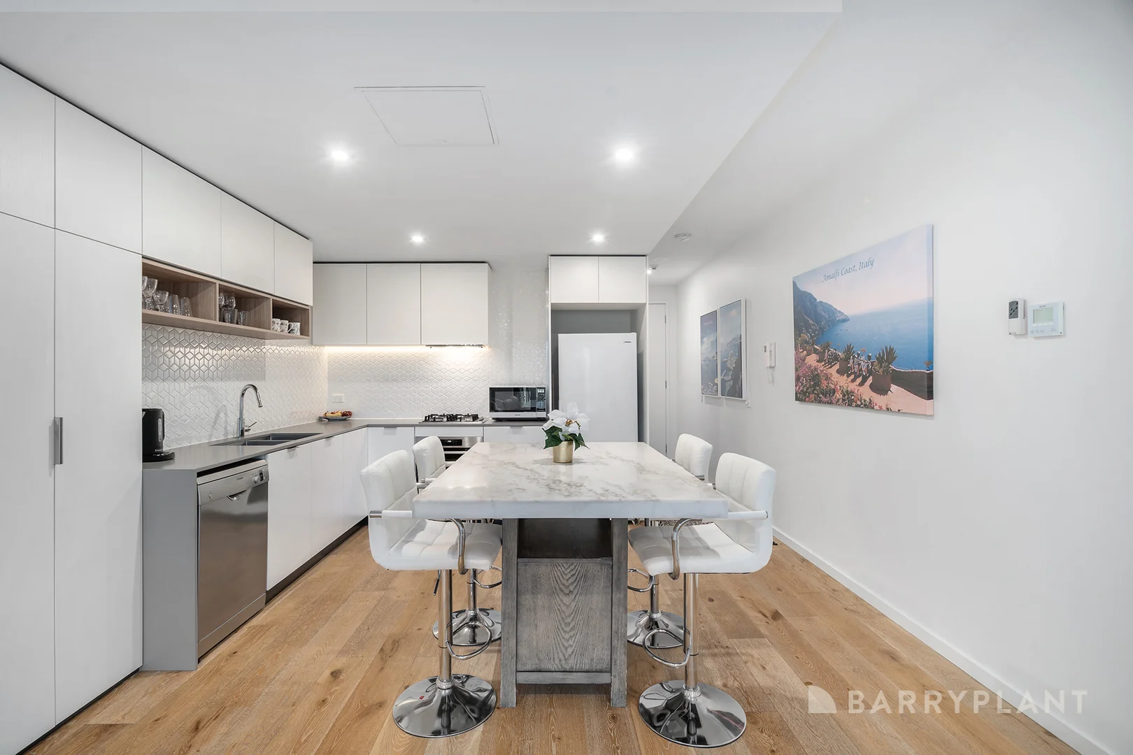 Additional image 2 of 18 Zenith Rise, Bundoora VIC 3083