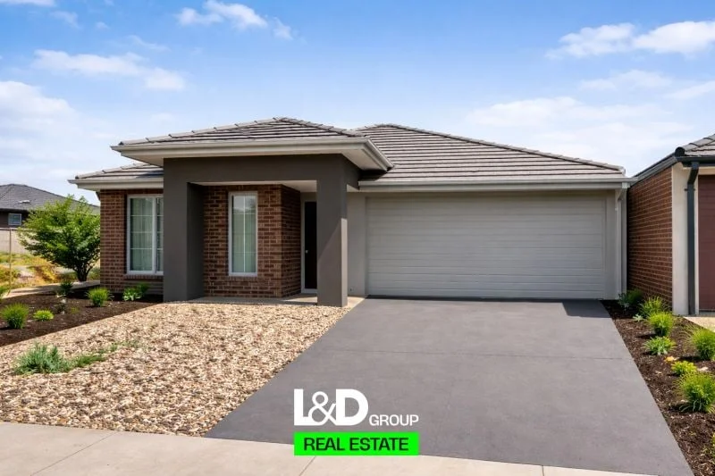 14 Boston Av, Thornhill Park VIC 3335