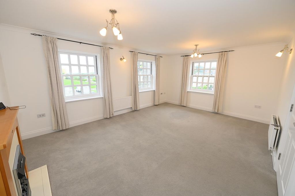 Additional image 4 of 2 bed flat for saleParnell Road, Stoke Park, Bristol BS16