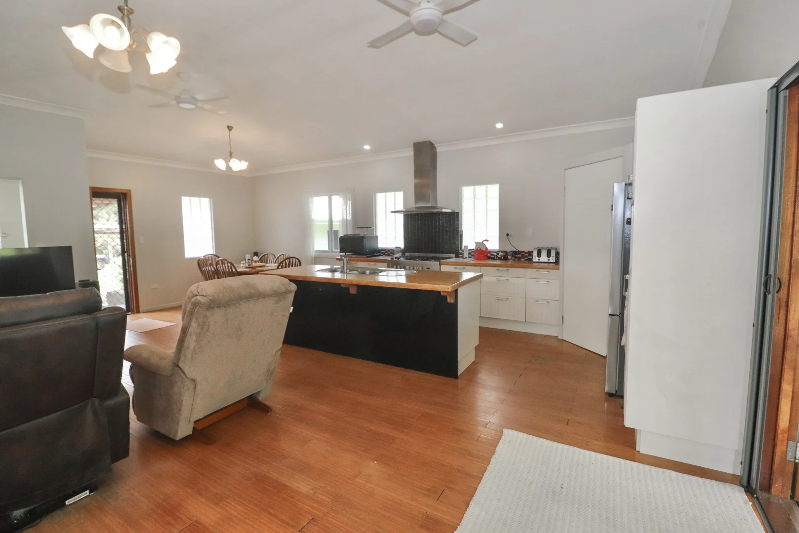 305 Mount Gardiner Road, Bemerside QLD 4850 photo 5