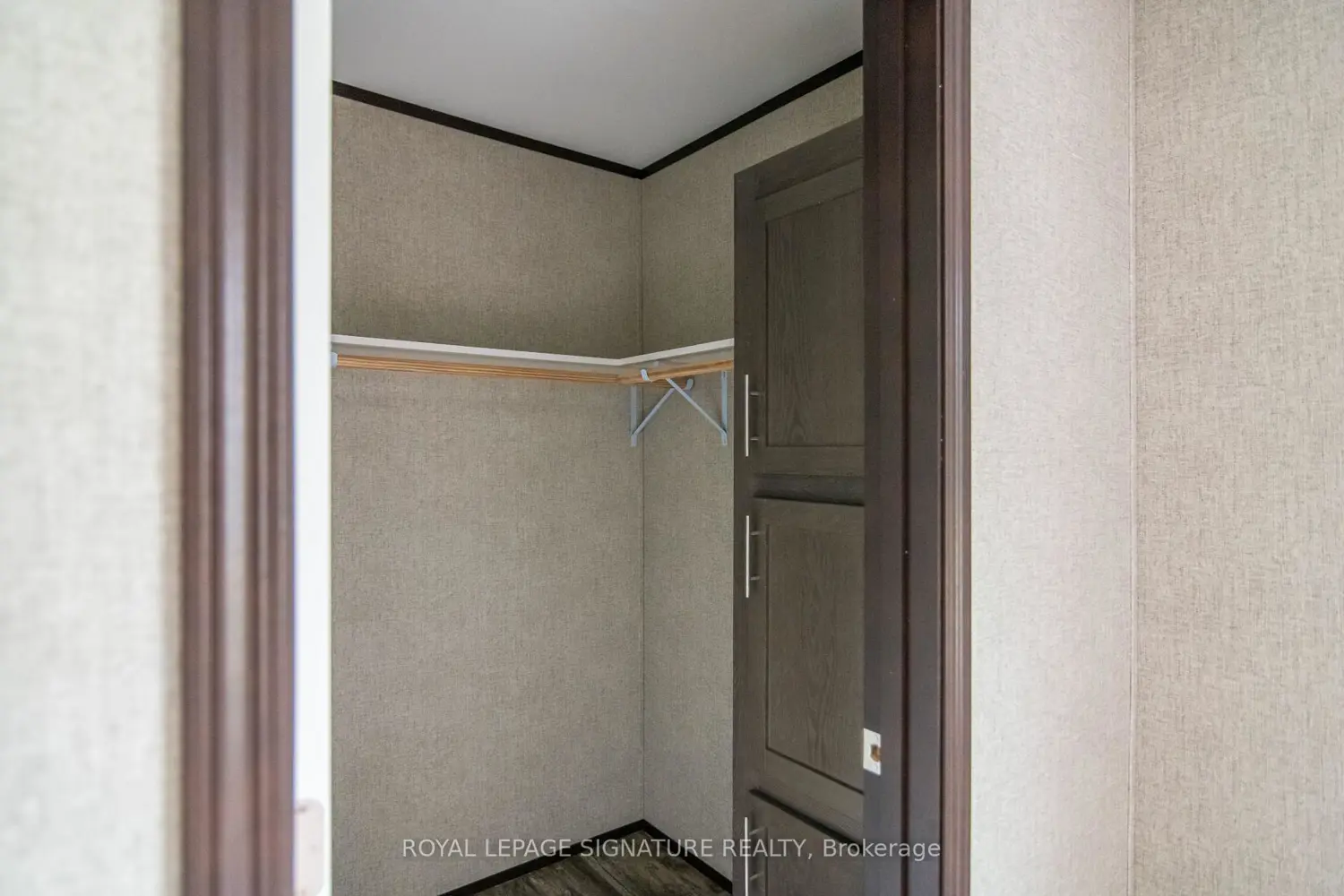 Additional image 14 of 126 Regency Drive