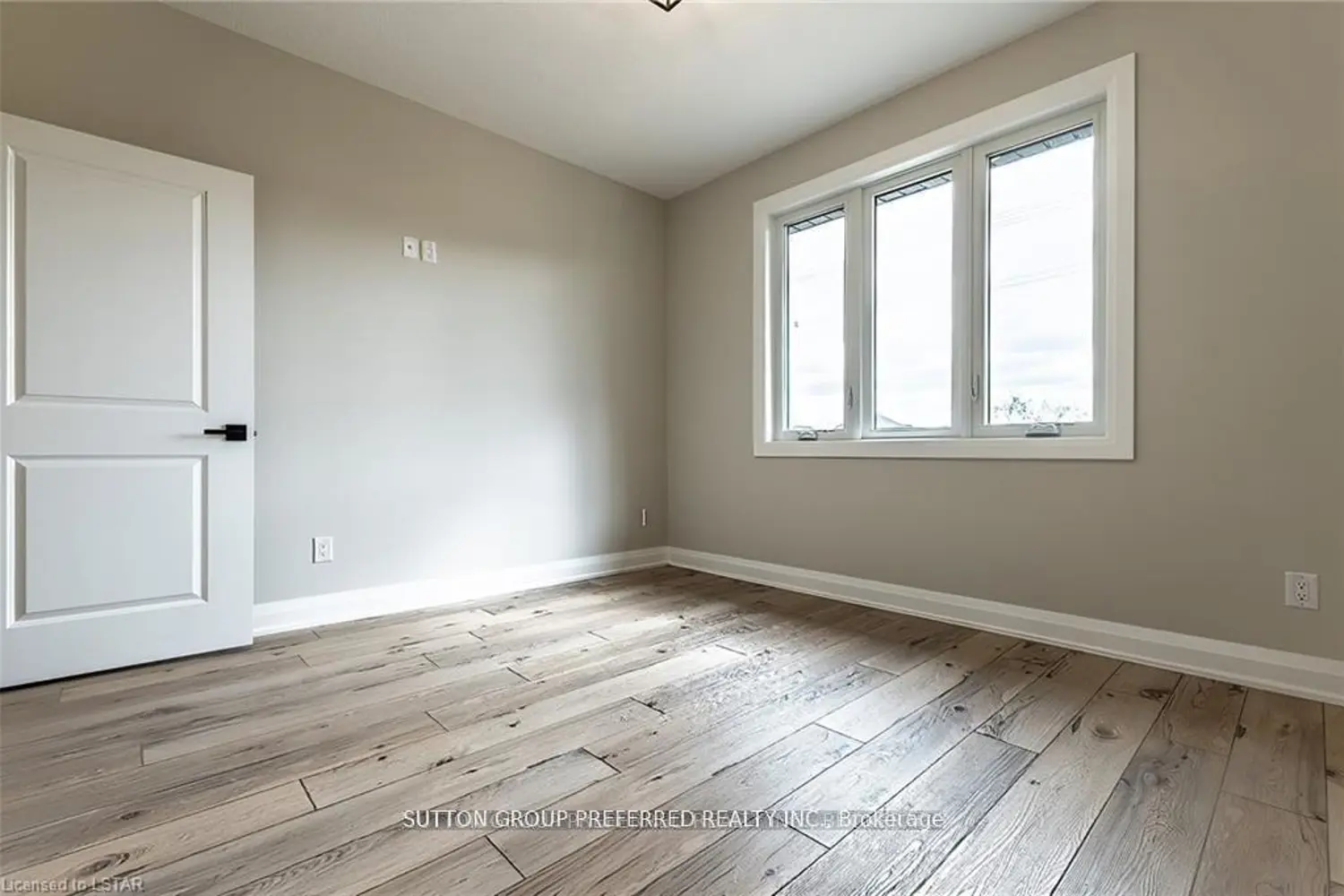 Additional image 11 of 175 Glengariff Drive 28