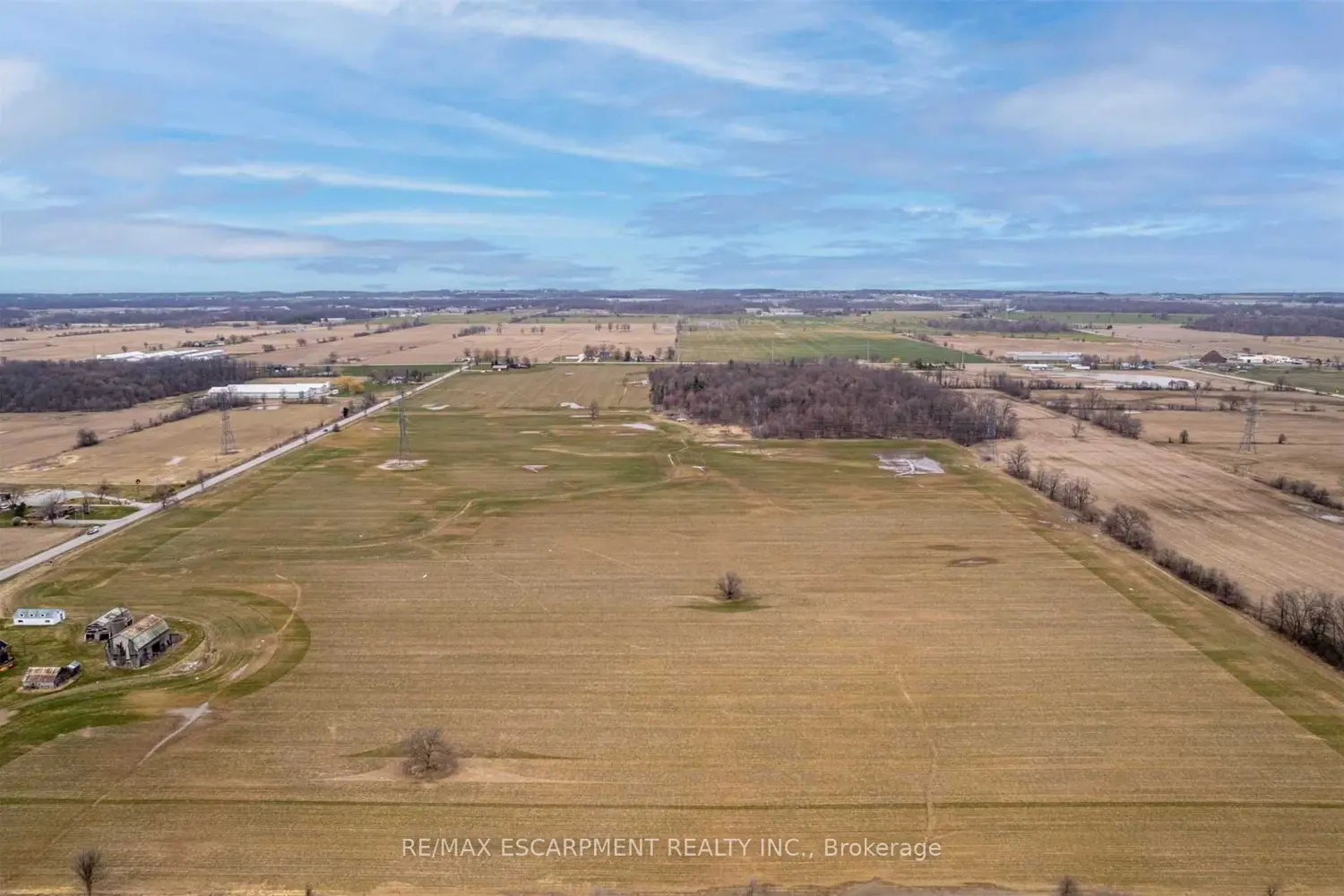 Additional image 6 of 2967 South Grimsby Rd 5