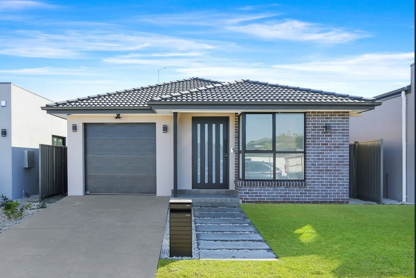 READY TO Q MOVE & INSPECT TILL 8PM, Quakers Hill NSW 2763