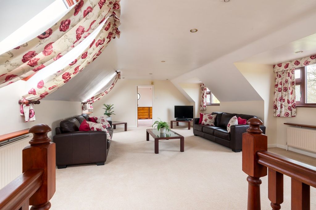 Additional image 37 of 5 bed detached house for saleWestfield Road, Oakley, Bedfordshire MK43