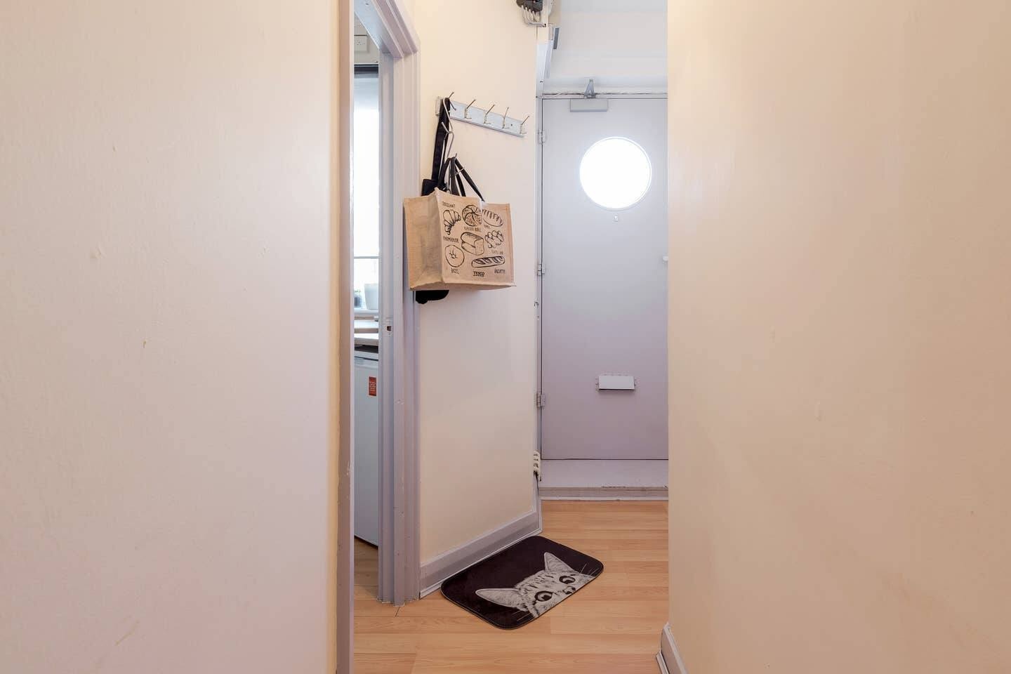 Studio Flat, Longfield Estate, SE1, N1 7GU photo 3