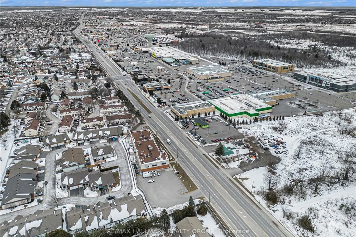 Additional image 3 of 1673 Kindersley Avenue