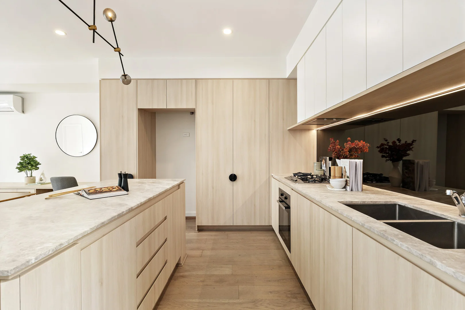 16 Gilson Place, Sunshine VIC 3020 photo 4