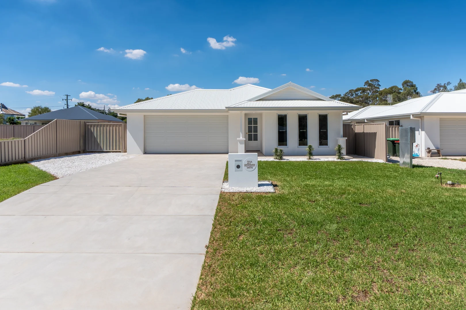 Additional image 2 of Unit A/21 Kingdon Drive, Coolamon NSW 2701