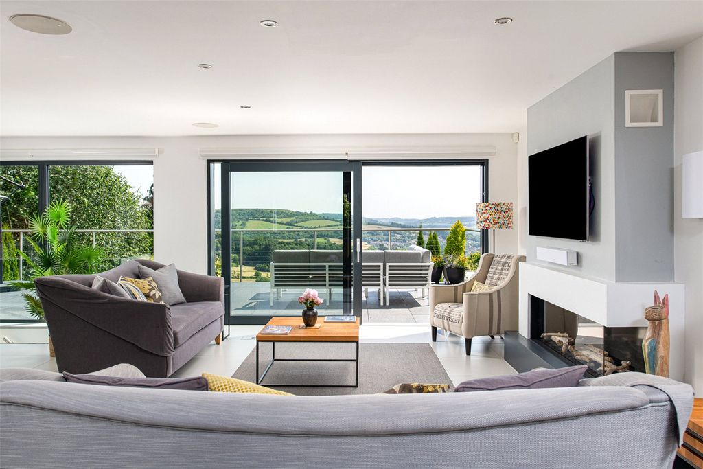 Additional image 3 of 4 bed detached house for saleRichmond Road, Bath BA1