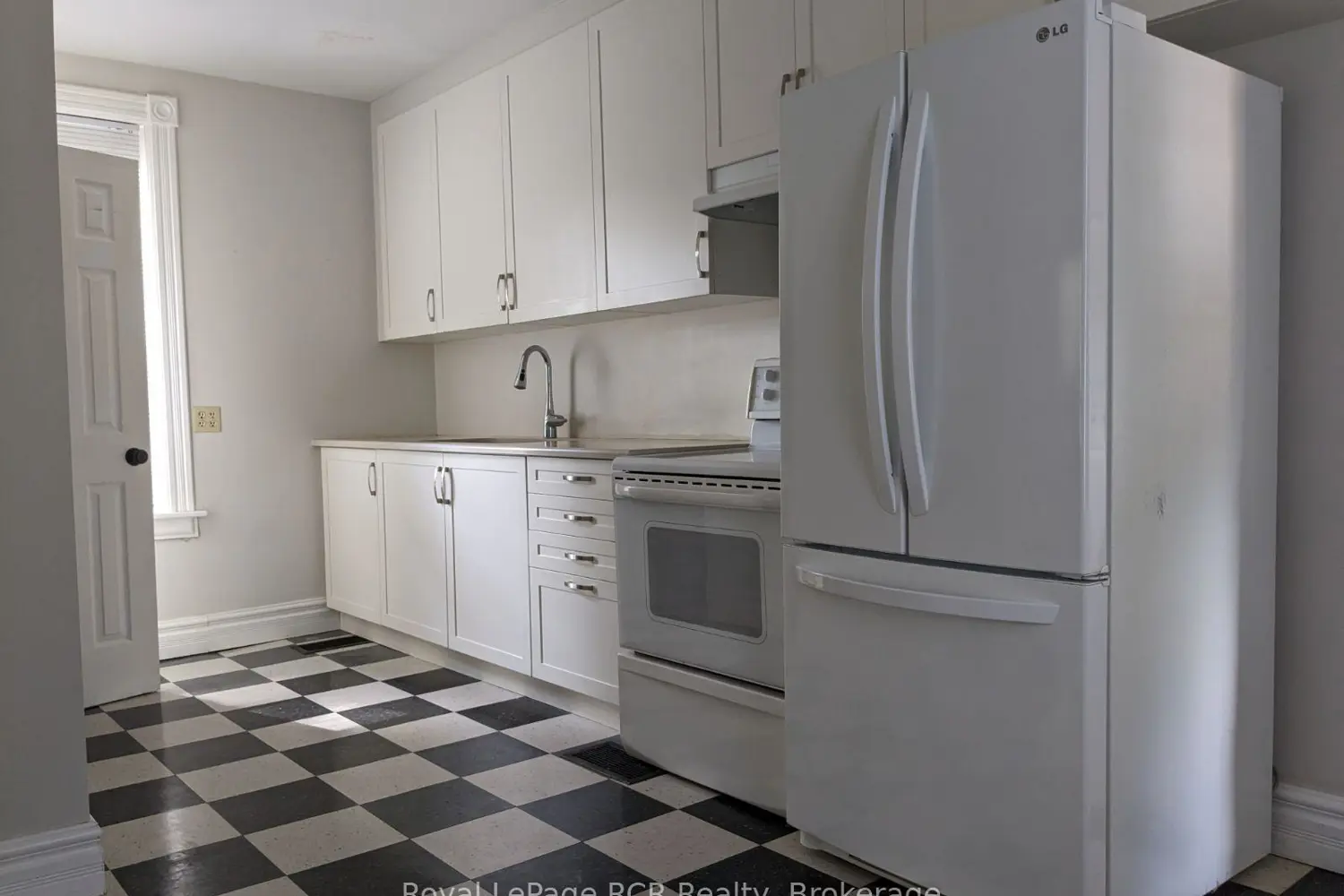 Additional image 19 of 134 9Th Street