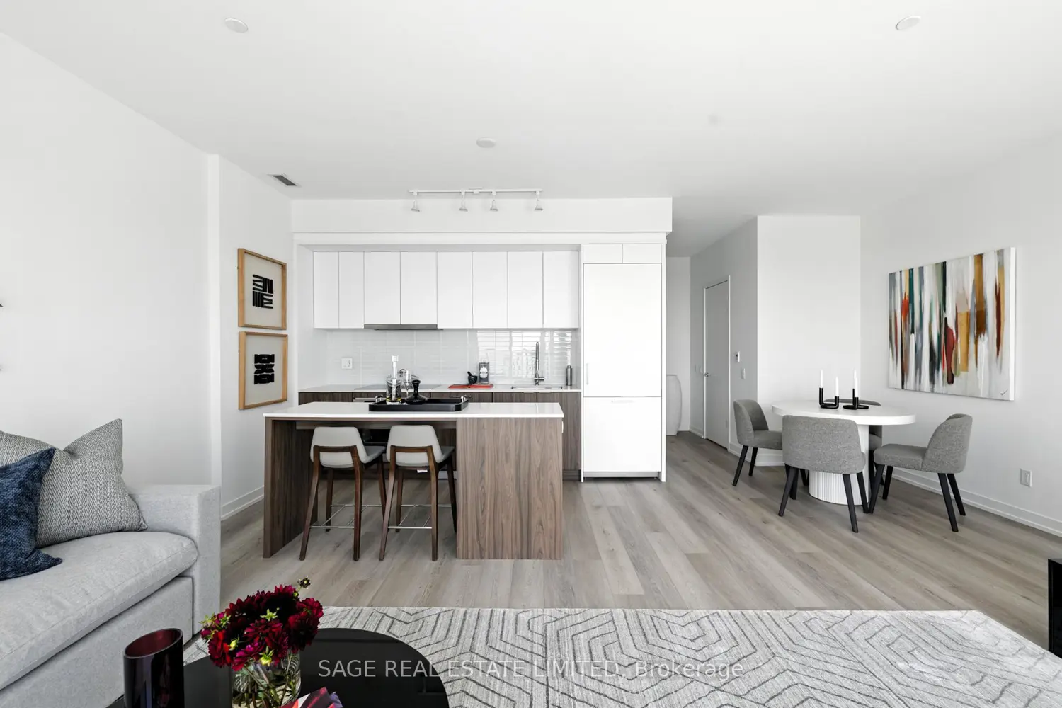 Additional image 6 of 863 St Clair Avenue 808