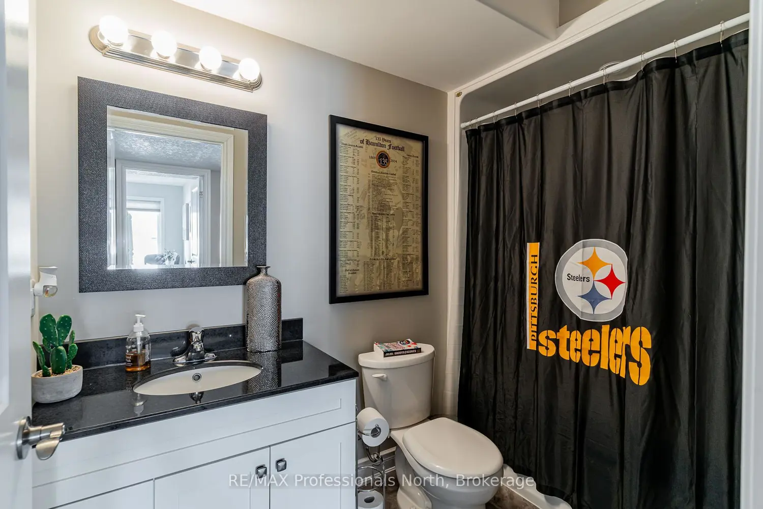 Additional image 17 of 68 Webb Circle 13