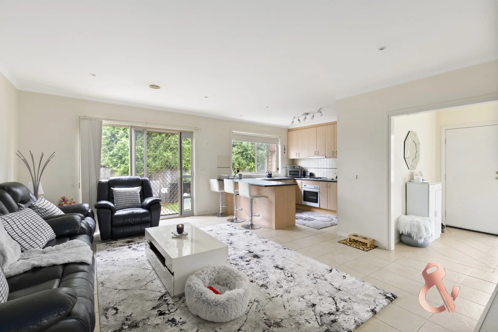 Additional image 4 of 2/128 Centenary Drive, Mill Park VIC 3082