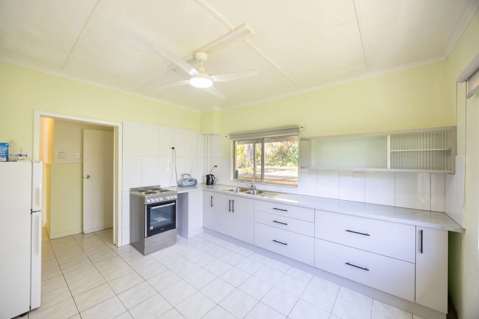 105 Weeroona Road, Calliope QLD 4680 photo 4