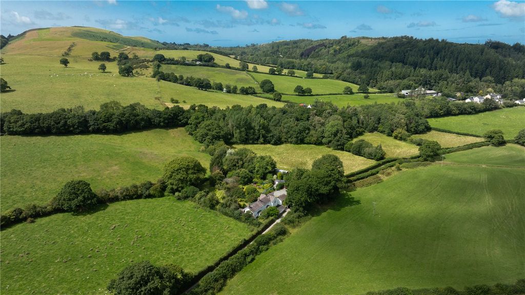 5 bed detached house for saleTrawsgoed, Aberystwyth, Ceredigion SY23 photo 4