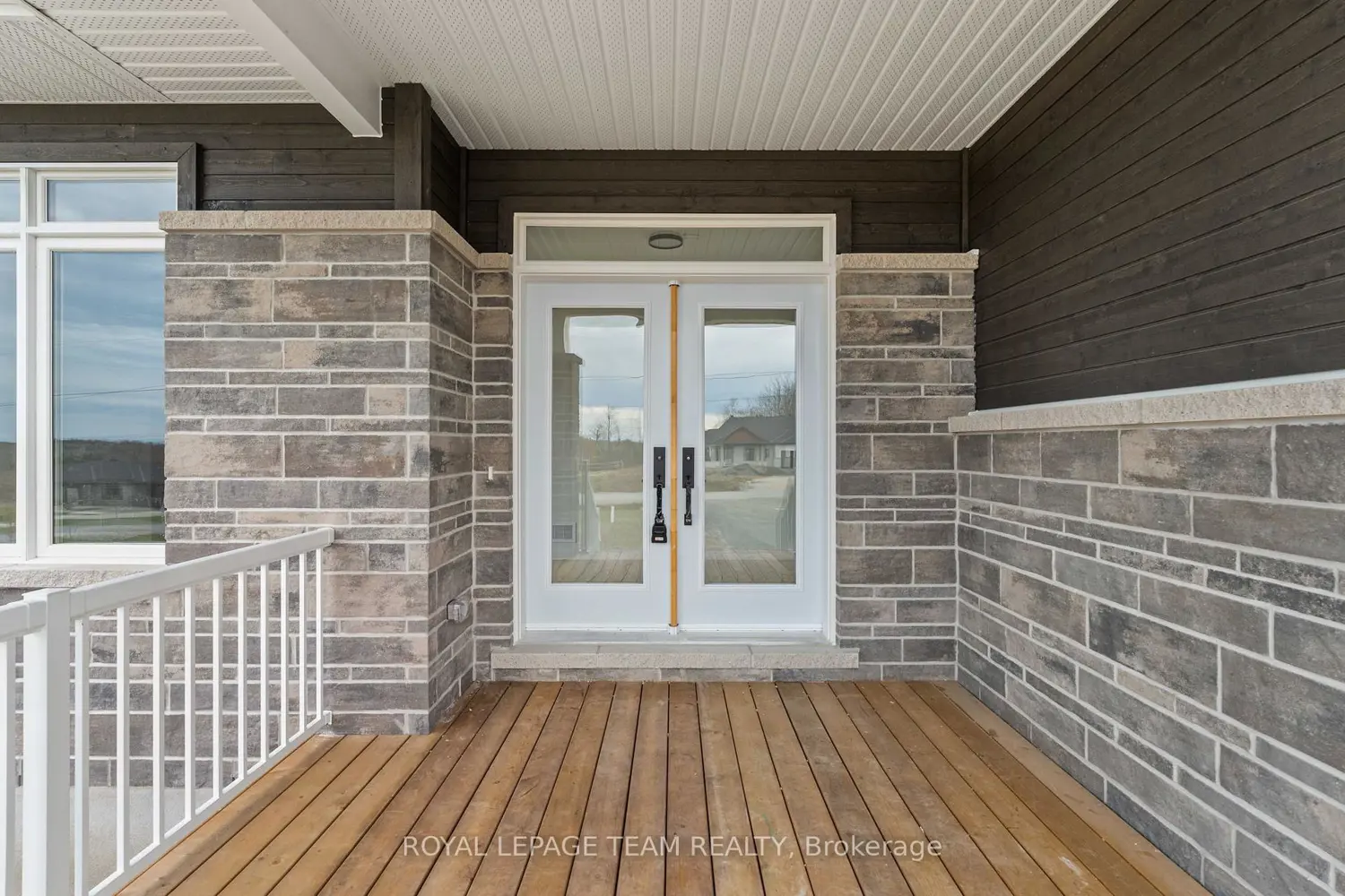 62 Hogan Drive photo 4
