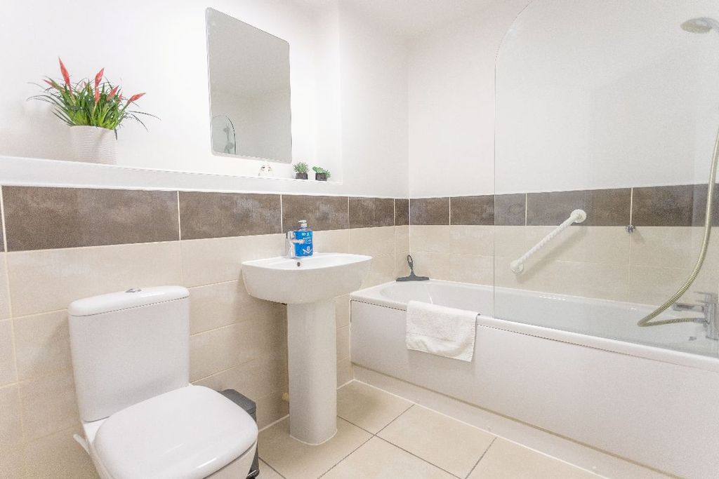 Additional image 10 of 2 bed flat for saleWilkinson Road, Bedford MK42