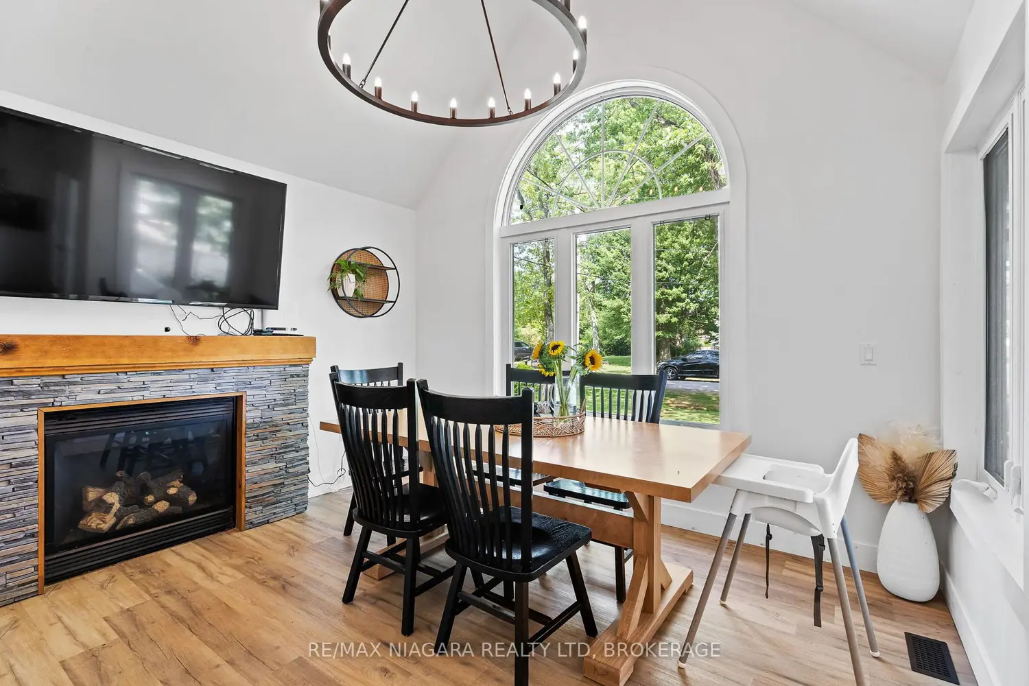 Additional image 6 of 11748 Summerland Avenue