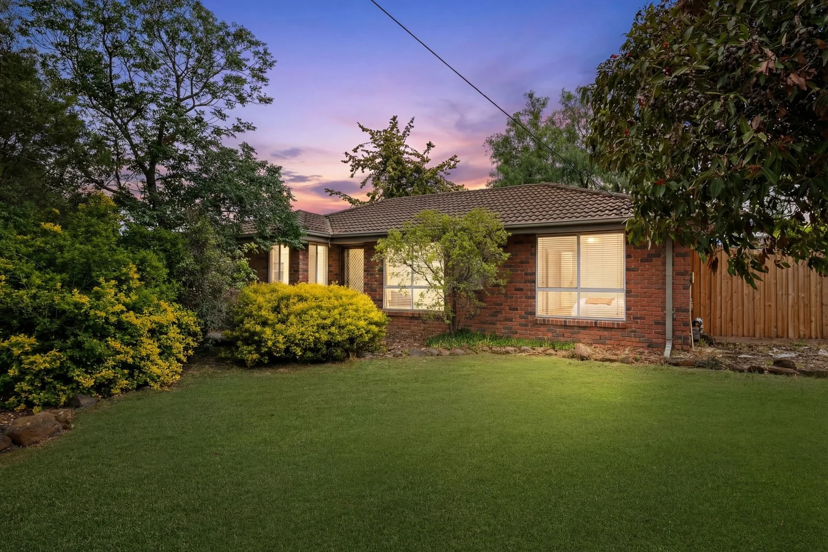 8 Illawong Grove, Werribee VIC 3030