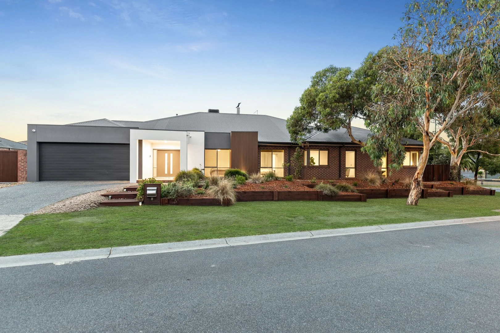 8 Kite Place, Langwarrin VIC 3910