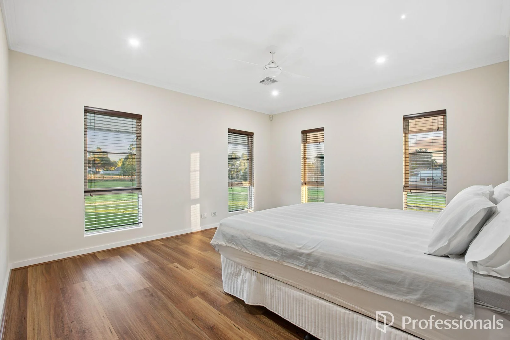 159 Bournbrook Avenue, Cardup WA 6122 photo 5