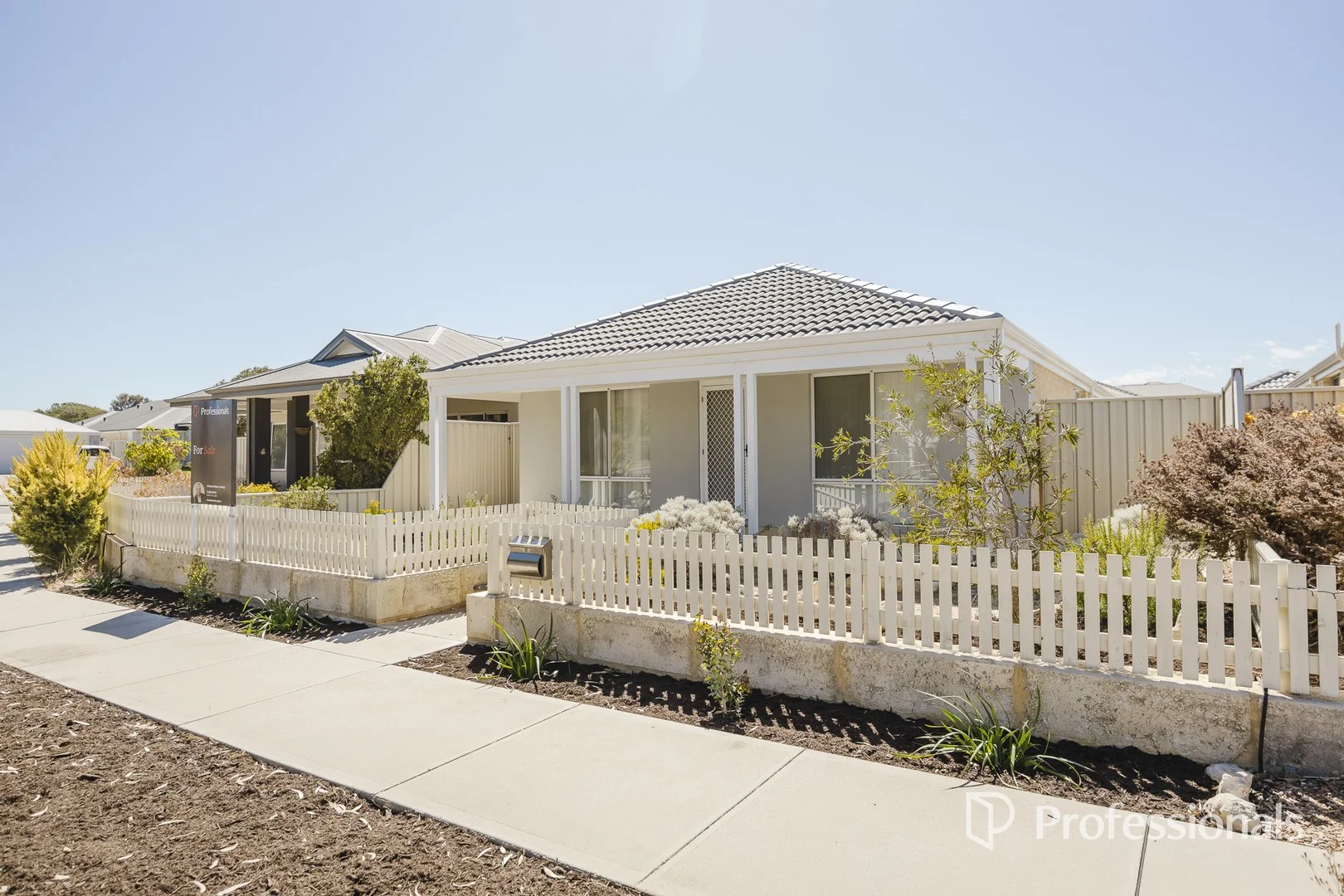42 Munert Street, Yanchep WA 6035