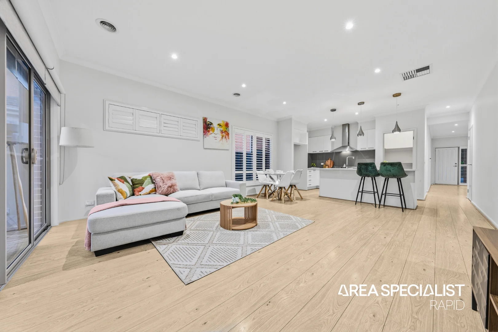 Additional image 8 of 18 Greenslate Street, Clyde North VIC 3978