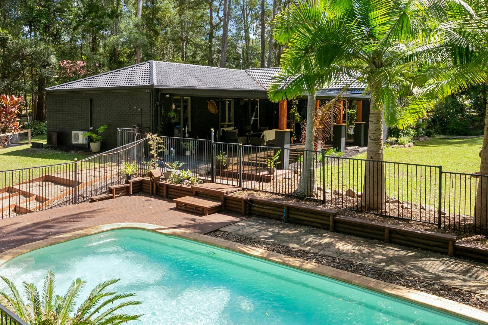 4 Sapling Court, Pomona QLD 4568