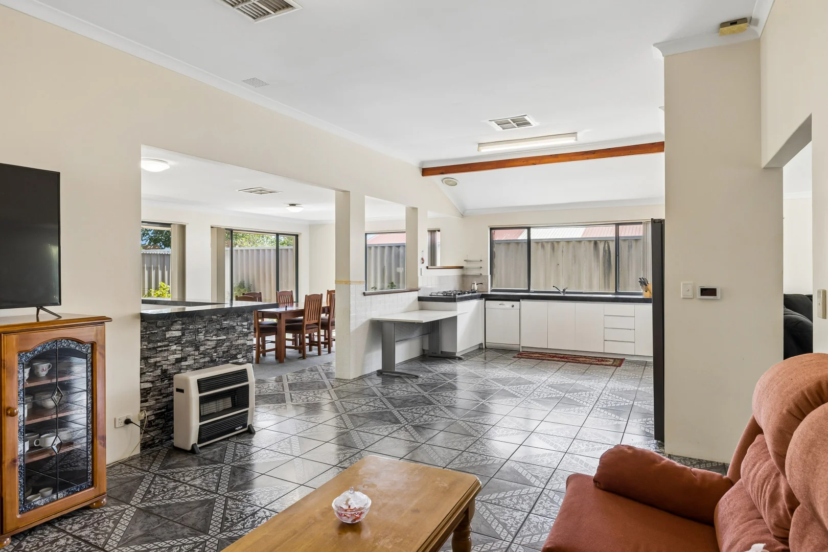 Additional image 12 of 43 Dongara Circle, Jane Brook WA 6056