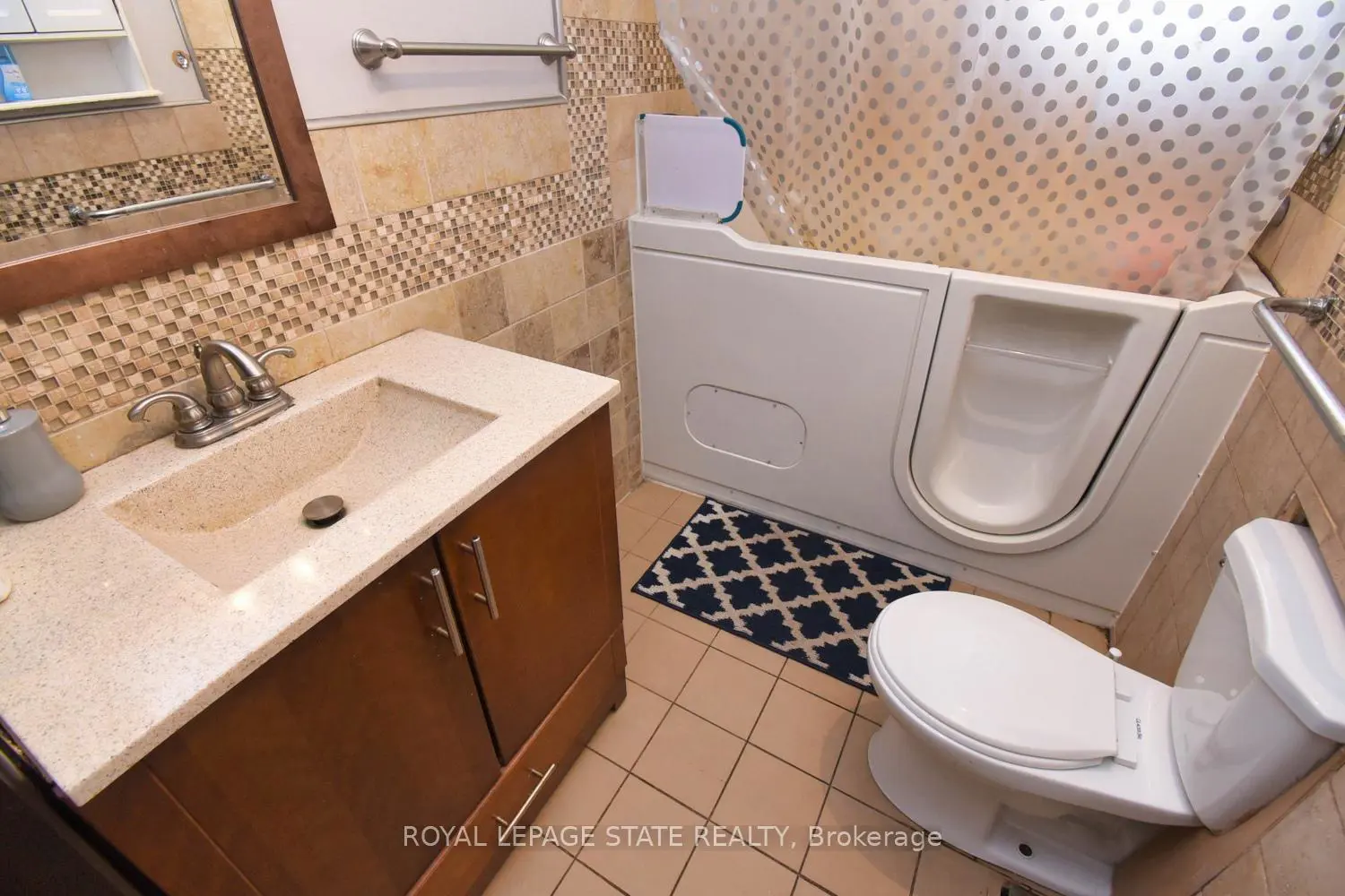 Additional image 10 of 205 Ivon Avenue
