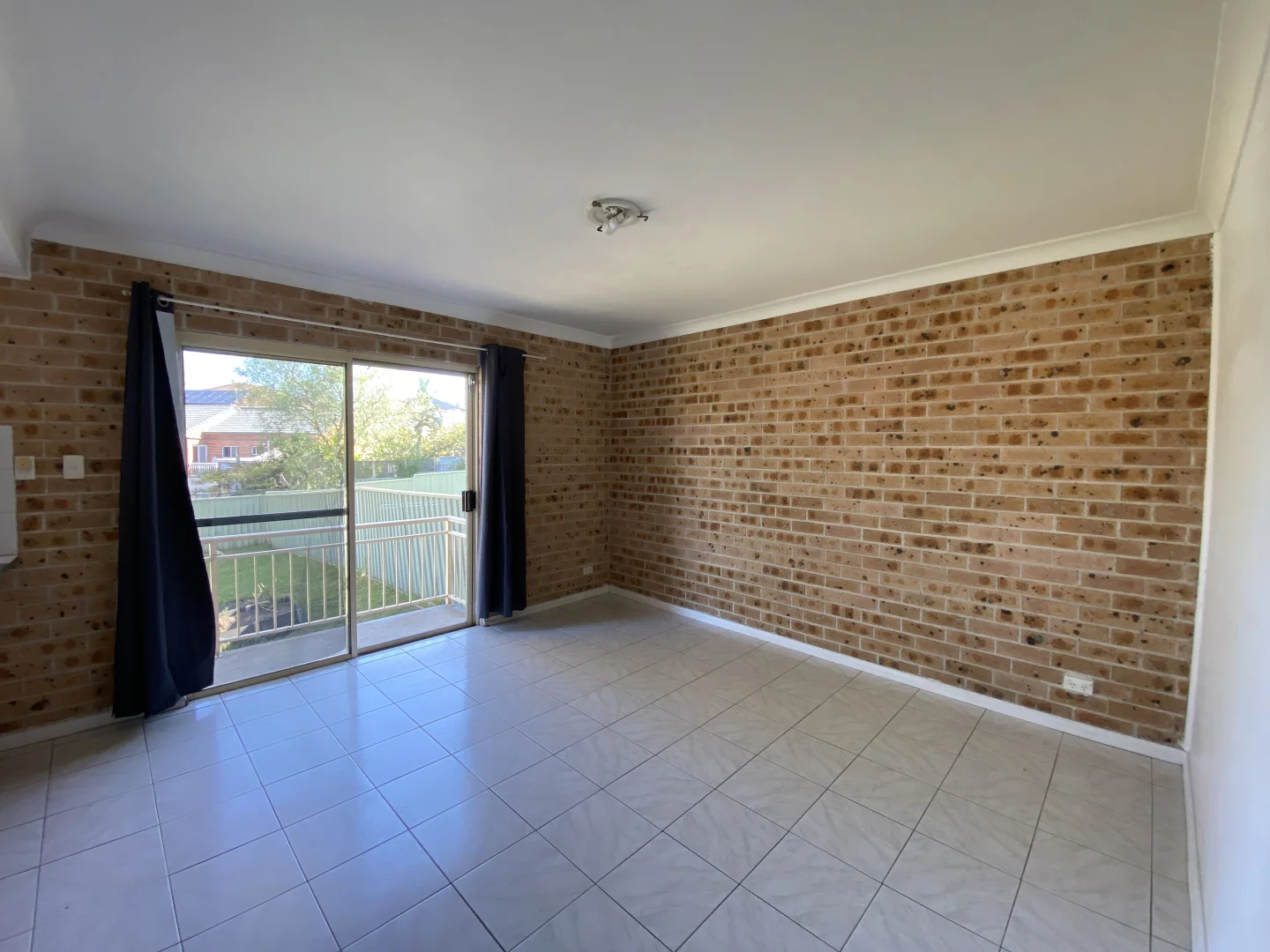 Additional image 3 of 11 Hollydene Crescent, Edensor Park NSW 2176
