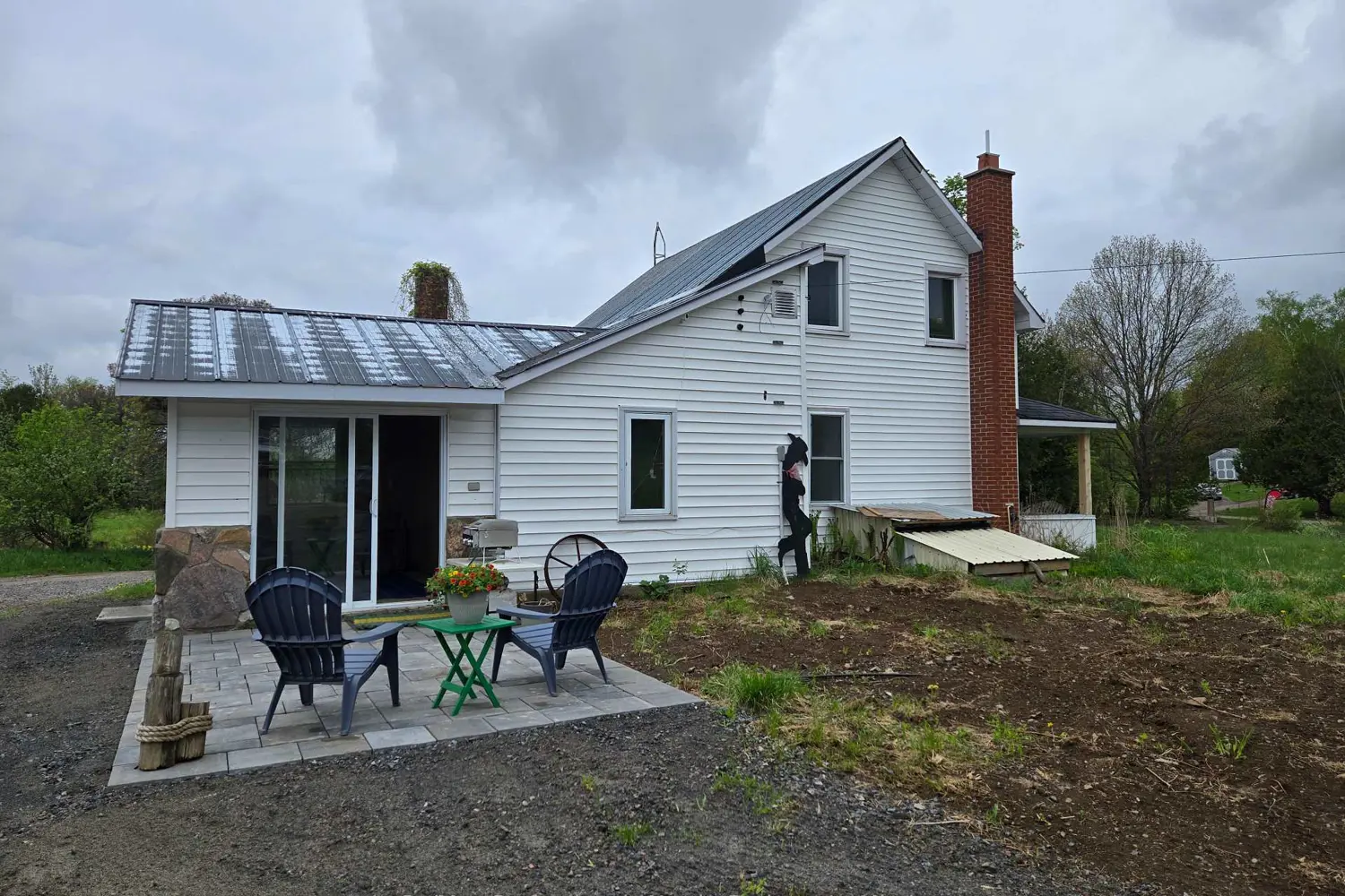 Additional image 6 of 1047 Mccrea Road