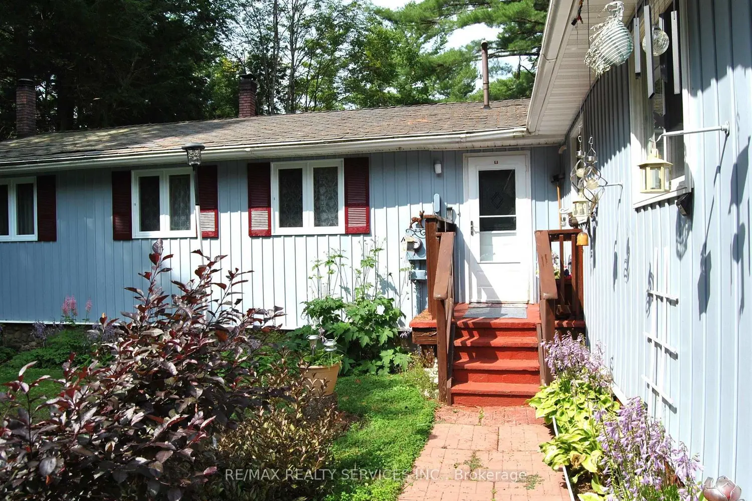 1102 Lakeshore Drive photo 4