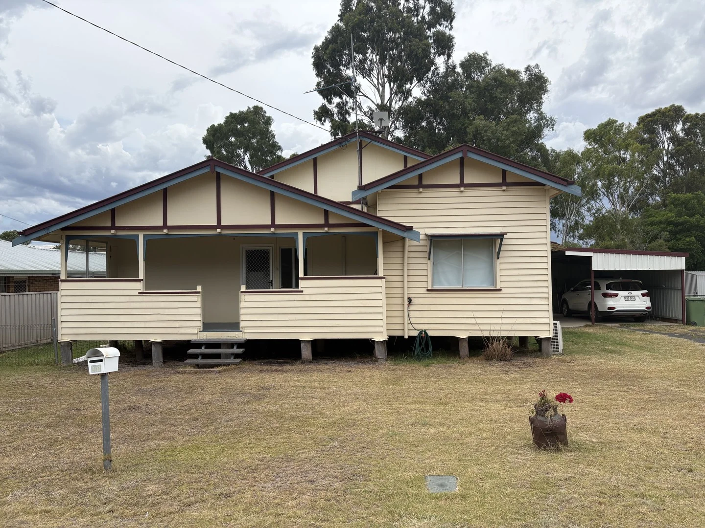 10 Cooper Street, Pittsworth QLD 4356