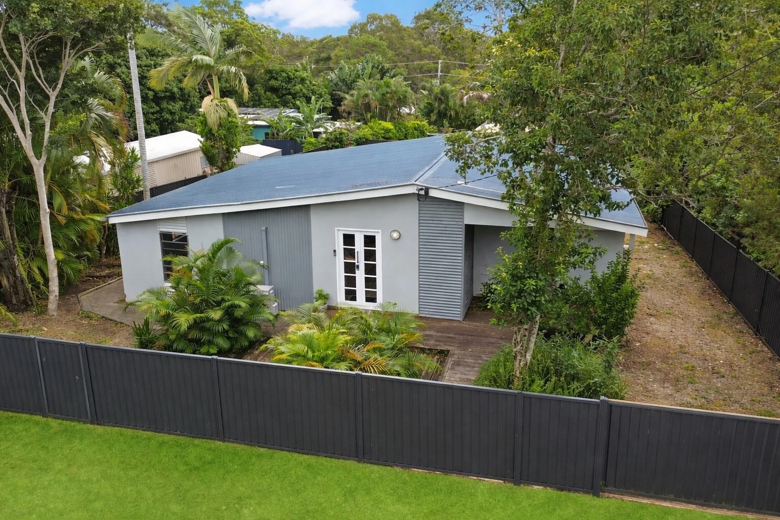Additional image 2 of 23 Scotts Road, Macleay Island QLD 4184
