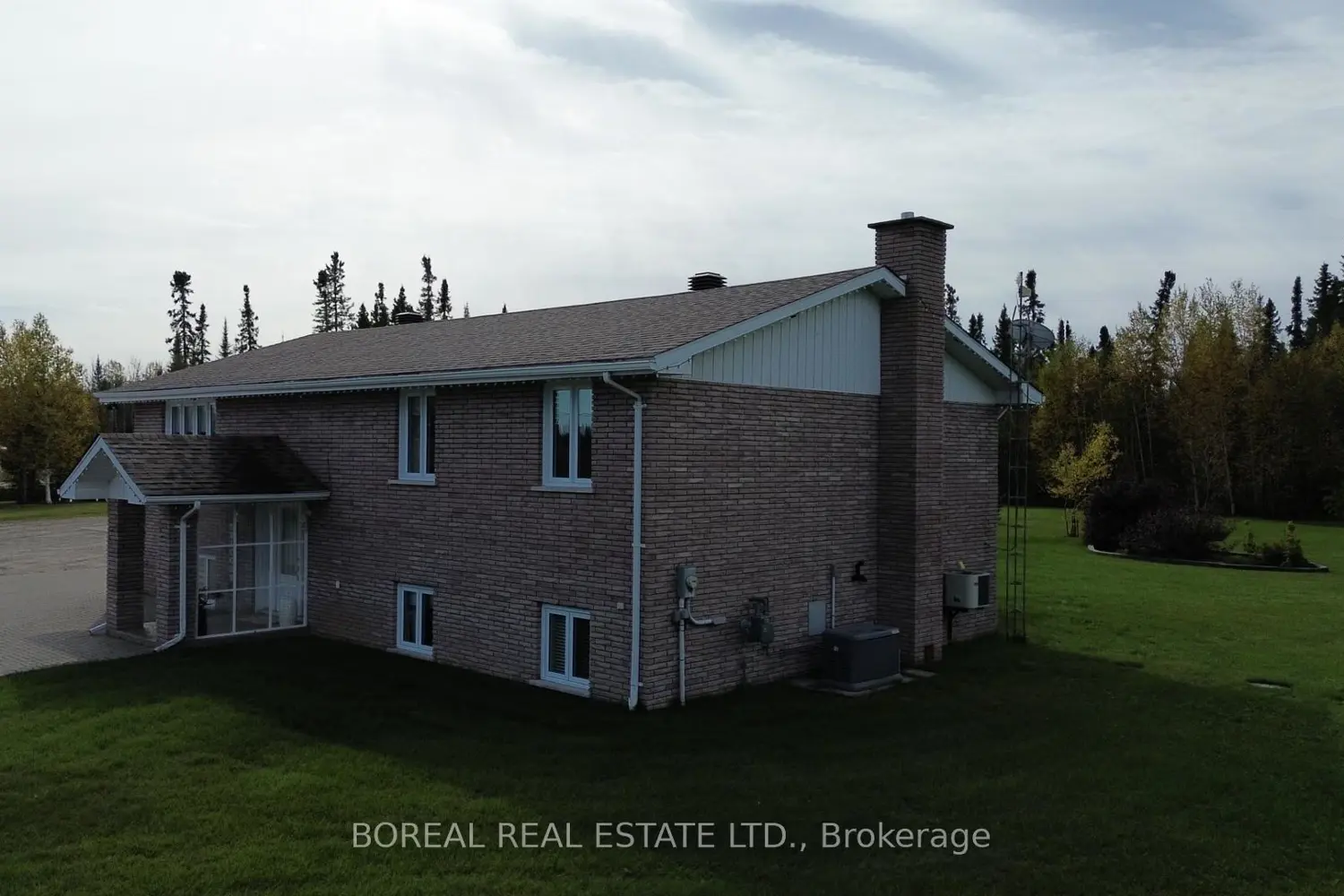 806 Hwy 652 photo 5