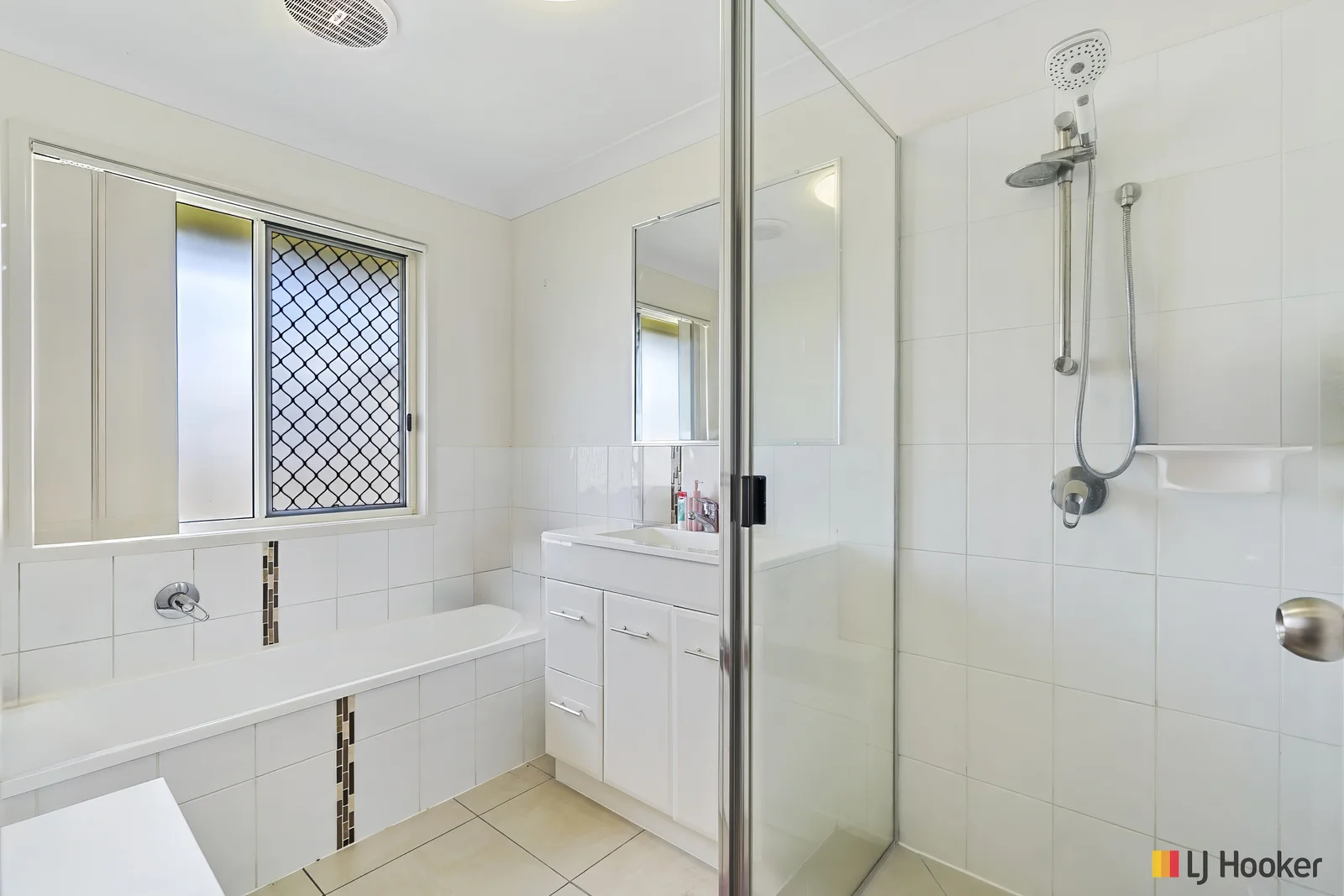 Additional image 11 of 12 Kerrie Meares Crescent, Gracemere QLD 4702