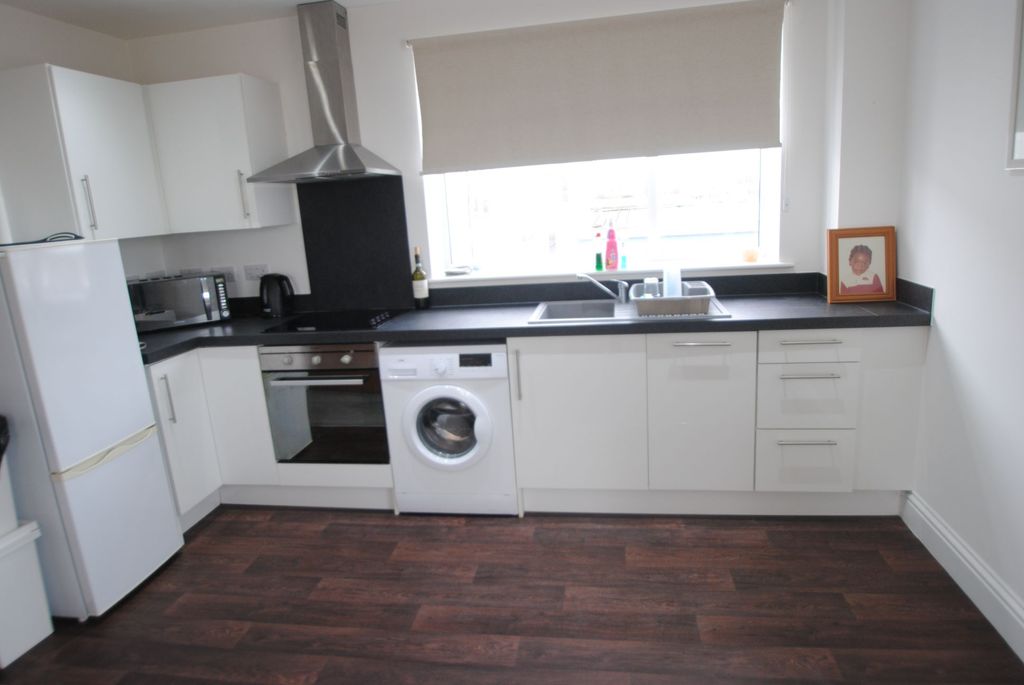 Additional image 3 of 2 bed flat for sale47 To 51 Broad Street, Staple Hill, Bristol BS16