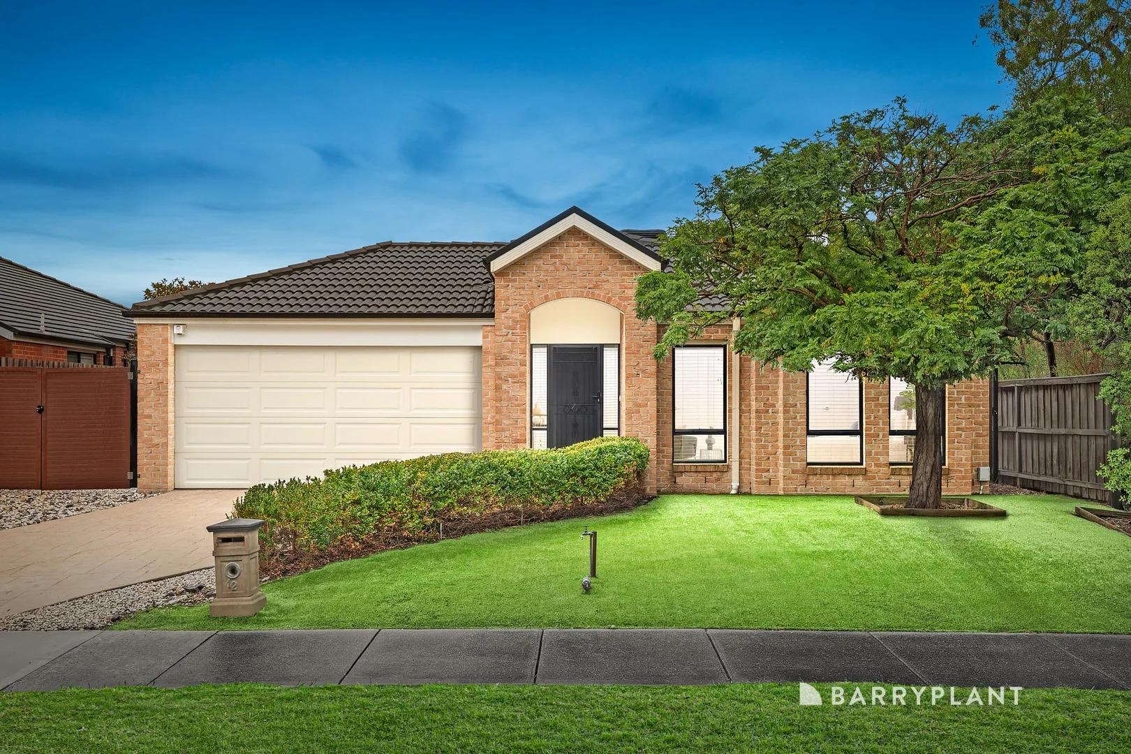 12 Poppy Drive, South Morang VIC 3752