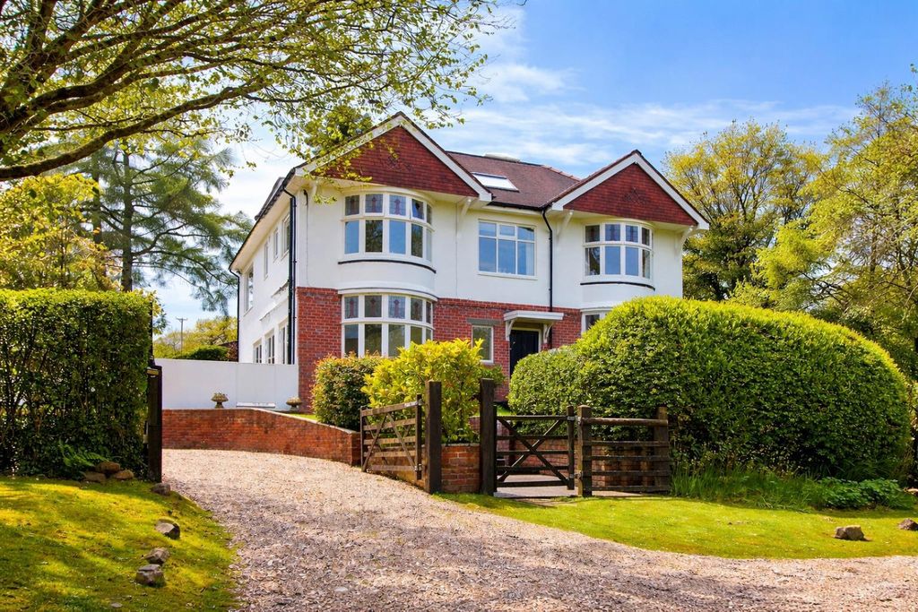5 bed detached house for saleAel Y Bryn, Rudry, Caerphilly CF83