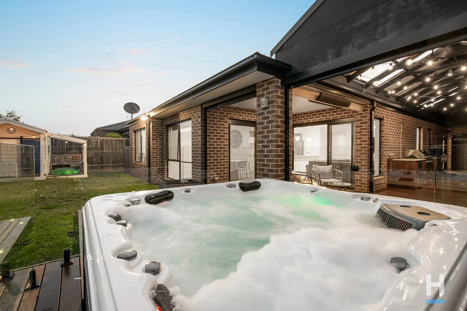 Additional image 19 of 17 Nagle Crescent, Cranbourne West VIC 3977